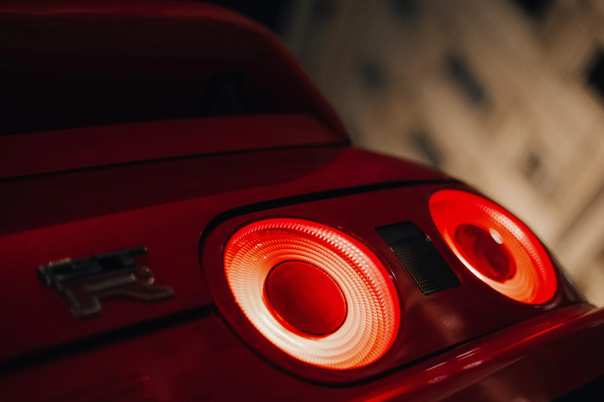 Skyline GT-R round tail lights lit red